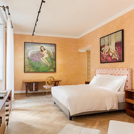 Отель Galleria Vik - Townhouse Galleria - Small Luxury Of The World Милан