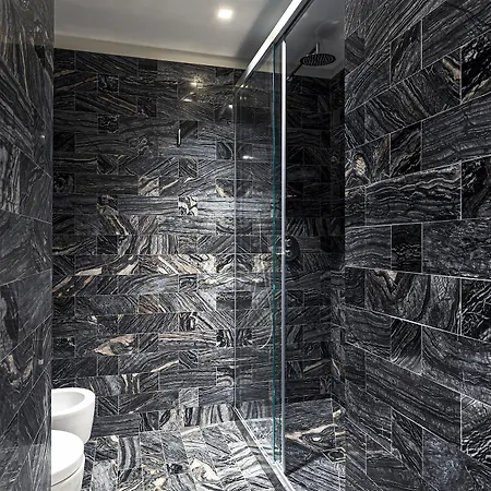 Galleria Vik Otel 5*